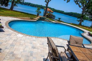 Terrell North Carolina Concrete Swimming Pools Versus Fiberglass Swimming Pools